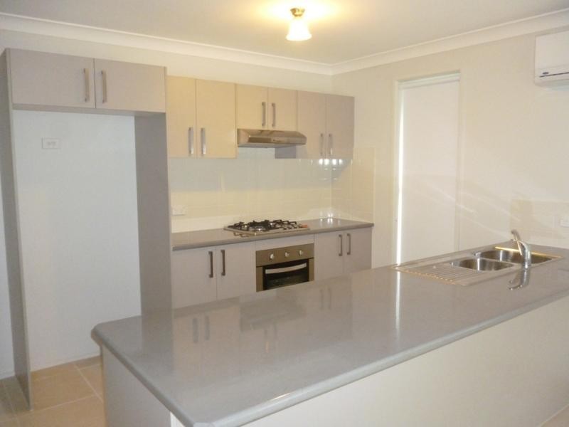 75 Glenmore Ridge Dr, Glenmore Park NSW 2745