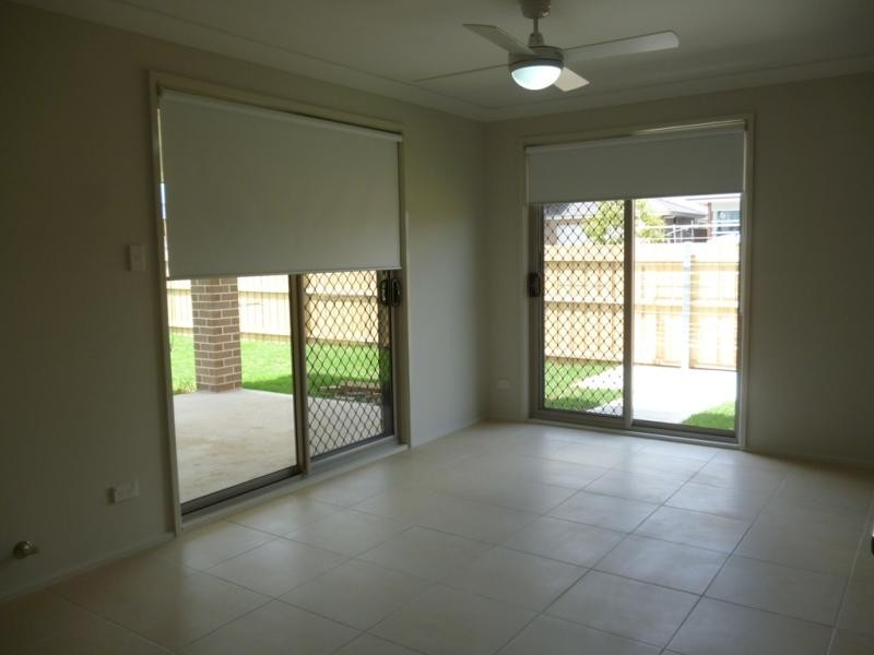 14 Crossley Ave, Glenmore Park NSW 2745