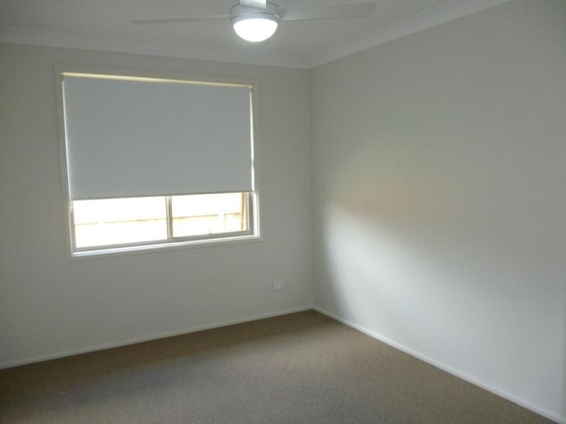 14 Crossley Ave, Glenmore Park NSW 2745