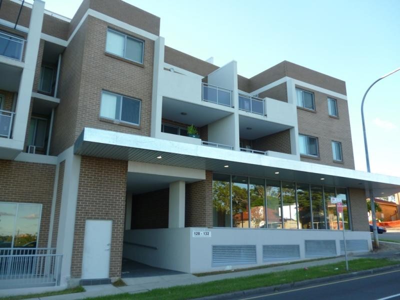 12/128-132 Woodville Rd, Merrylands NSW 2160