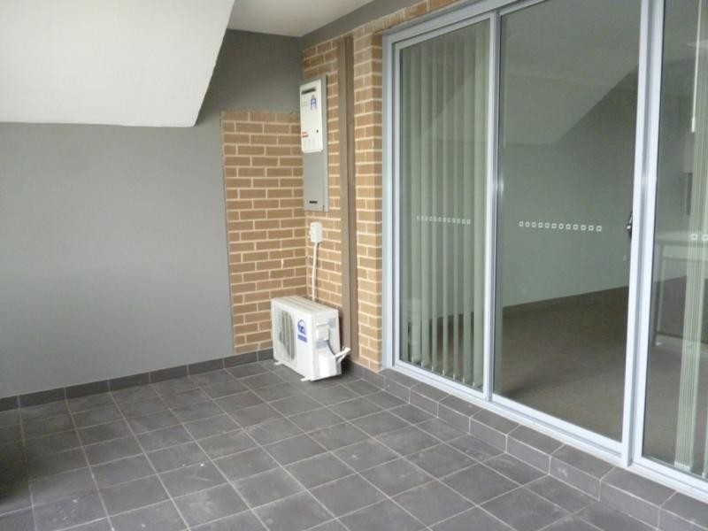 12/128-132 Woodville Rd, Merrylands NSW 2160