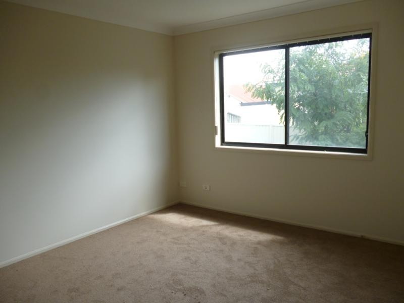 8/46-48 Wattle Rd, Casula NSW 2170