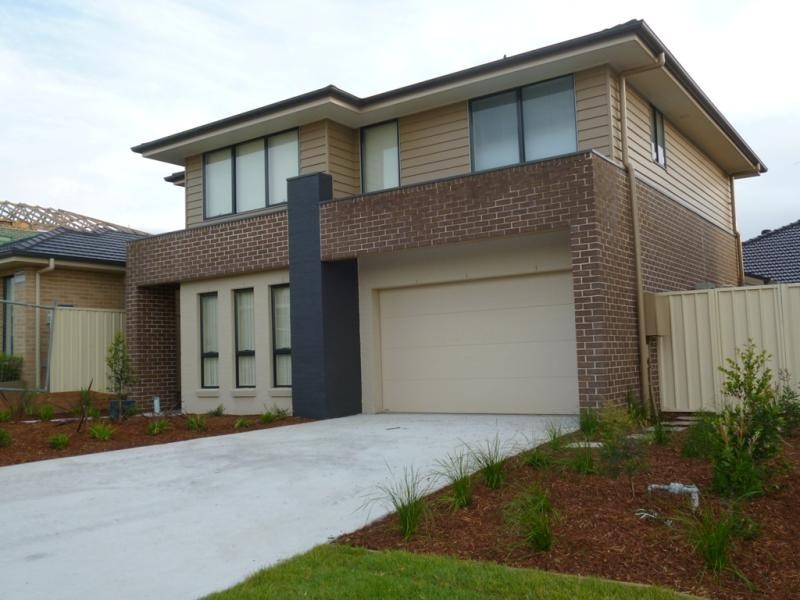 1B Daquino Pl, Hoxton Park NSW 2171