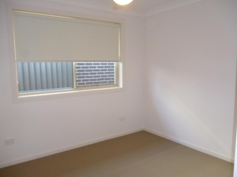 5 Domus St, Glenmore Park NSW 2745
