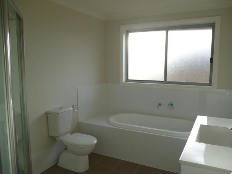 53 Glenmore Ridge Dr, Glenmore Park NSW 2745