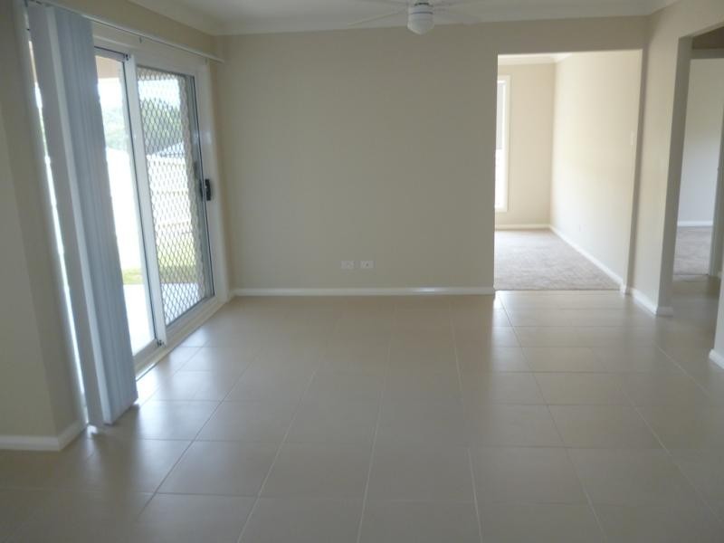 13 Burton Ave, Ingleburn NSW 2565