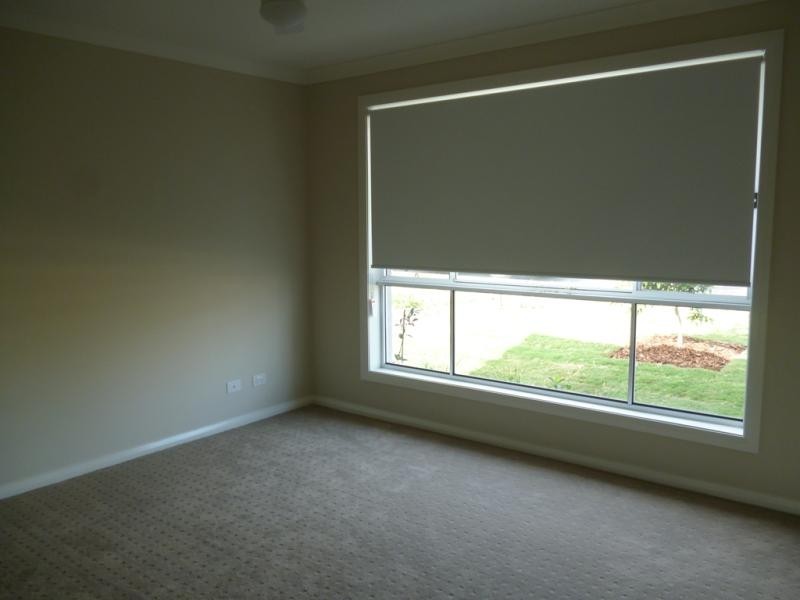 13 Burton Ave, Ingleburn NSW 2565