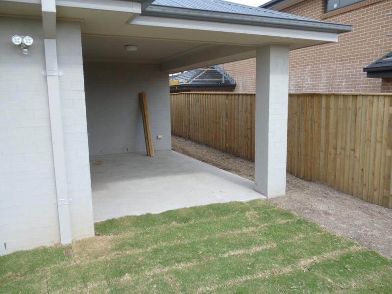 5 McGuire Cres, Ingleburn NSW 2565