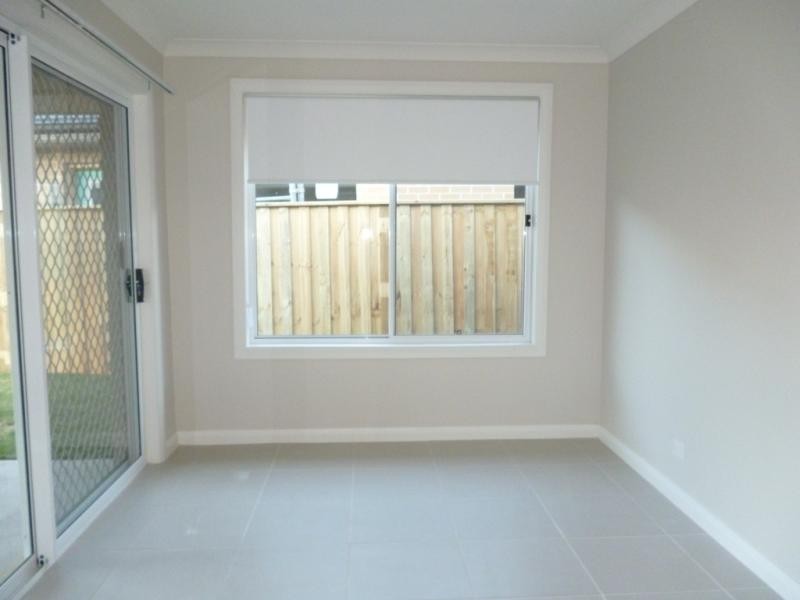 1 Larkin St, Ingleburn NSW 2565