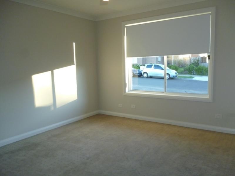 1 Larkin St, Ingleburn NSW 2565