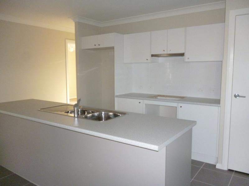 12 Burton Ave, Ingleburn NSW 2565