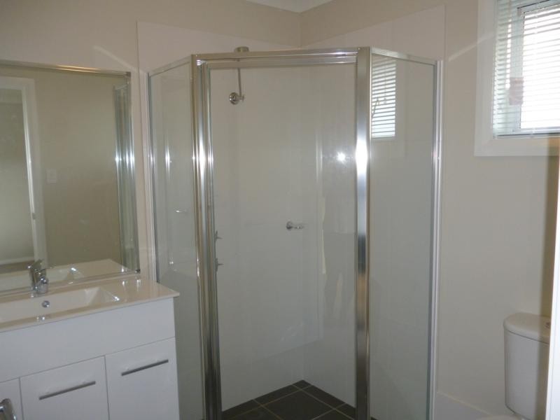 12 Burton Ave, Ingleburn NSW 2565