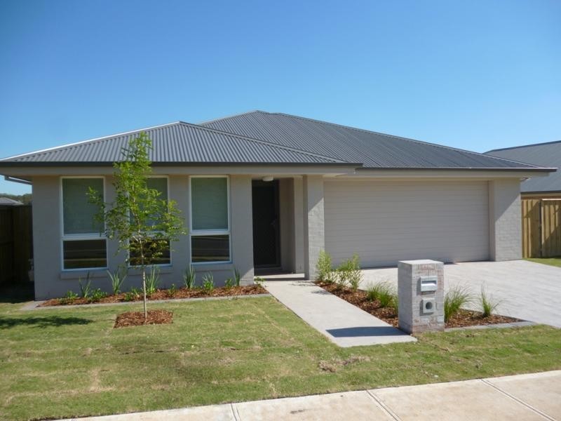 36 Hollyoake Cct, Ingleburn NSW 2565