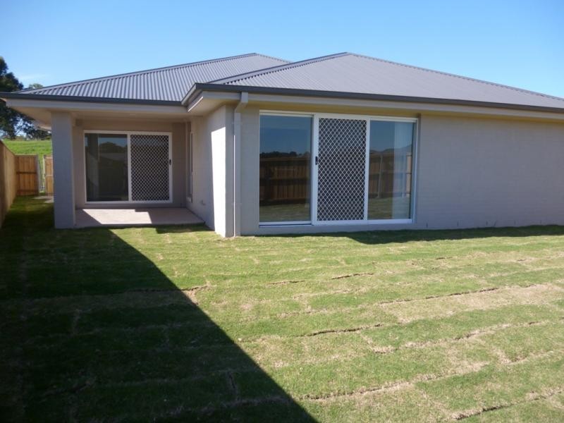 36 Hollyoake Cct, Ingleburn NSW 2565
