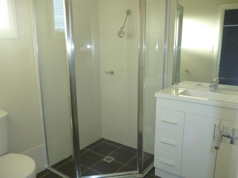 9 Burton Ave, Ingleburn NSW 2565