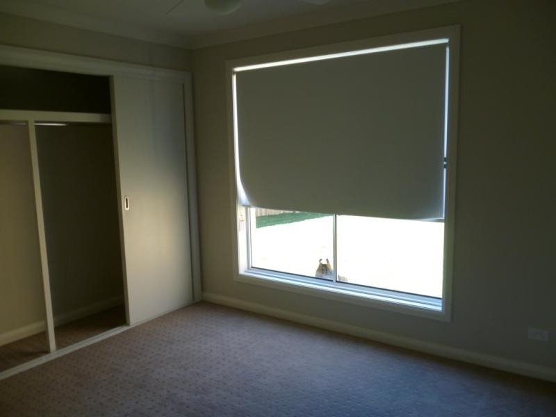 15 Larkin St, Ingleburn NSW 2565