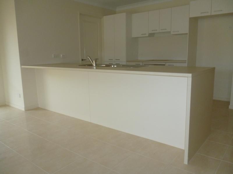 14 Tall Trees Dr, Glenmore Park NSW 2745