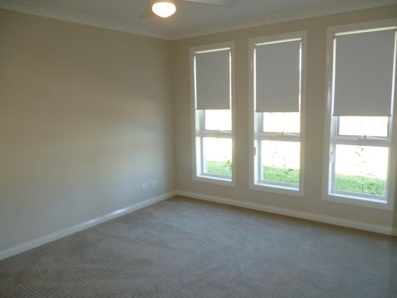 10 Marshall Ave, Ropes Crossing NSW 2760