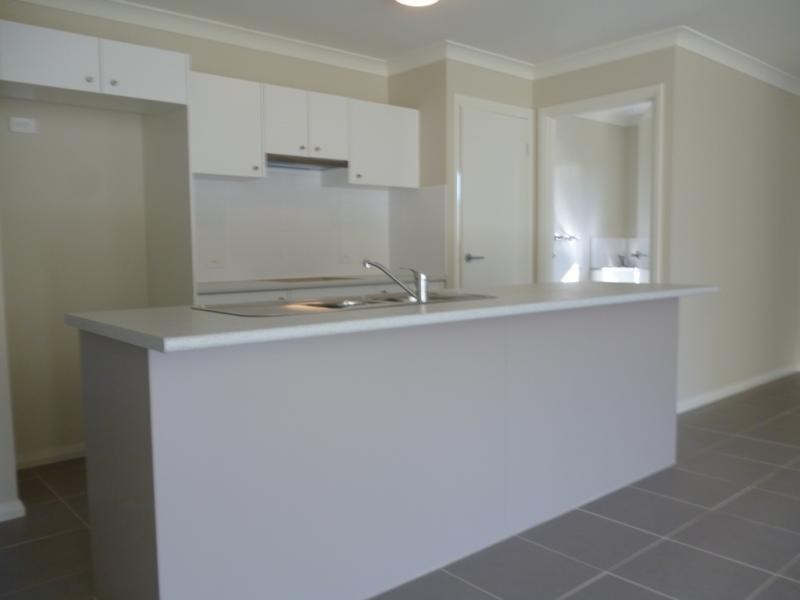 4 Marshall Ave, Ropes Crossing NSW 2760