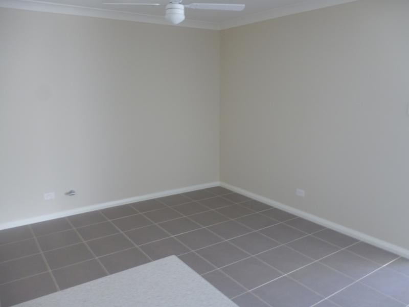 4 Marshall Ave, Ropes Crossing NSW 2760