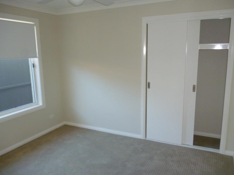 4 Marshall Ave, Ropes Crossing NSW 2760