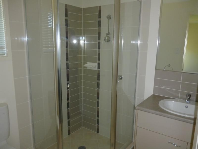 21 Blue View Tce, Glenmore Park NSW 2745