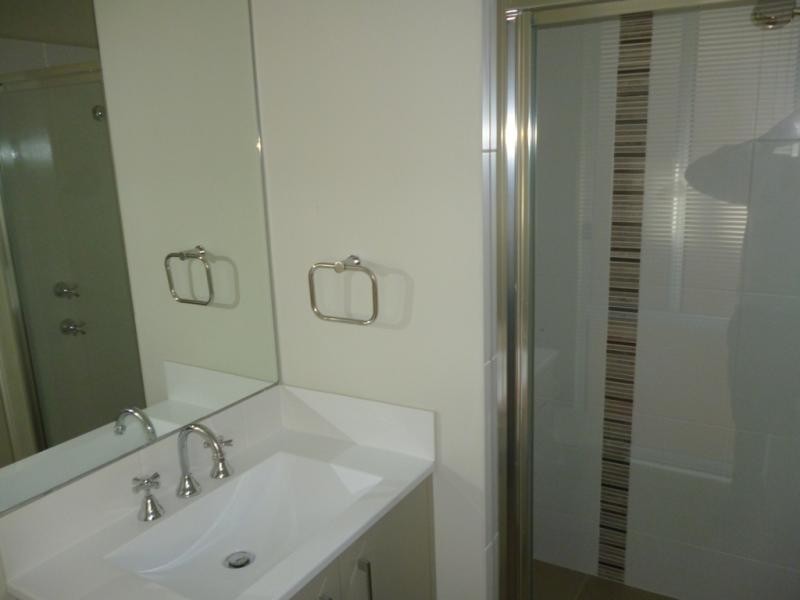 13 Crossley Ave, Glenmore Park NSW 2745