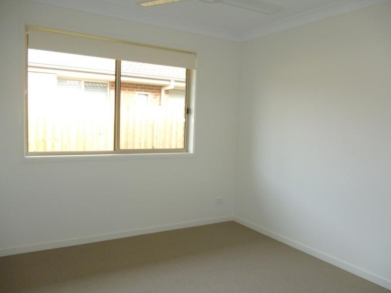 12 Tall Trees Dr, Glenmore Park NSW 2745