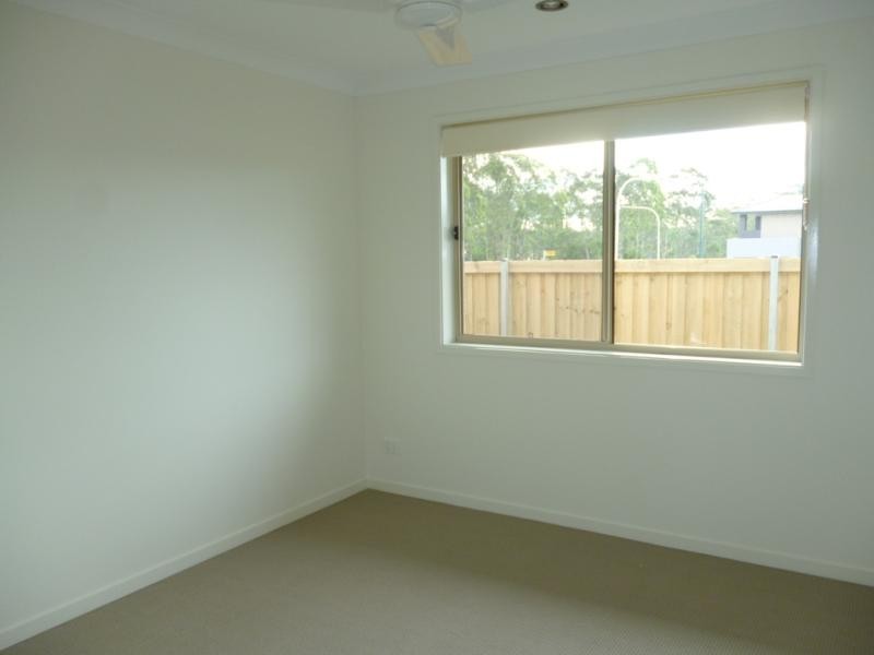 12 Tall Trees Dr, Glenmore Park NSW 2745