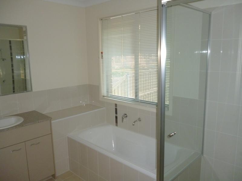 25 Bulbi St, Pemulwuy NSW 2145