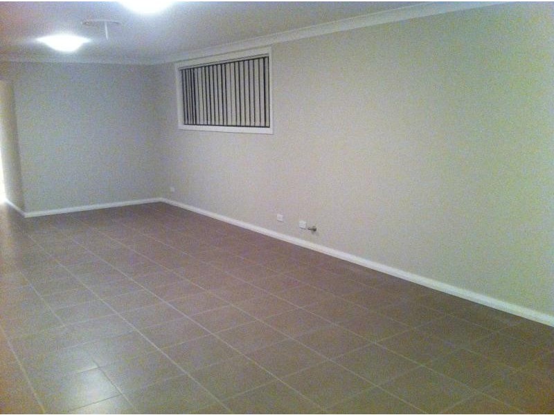 11 Sturt St, Penrith NSW 2750