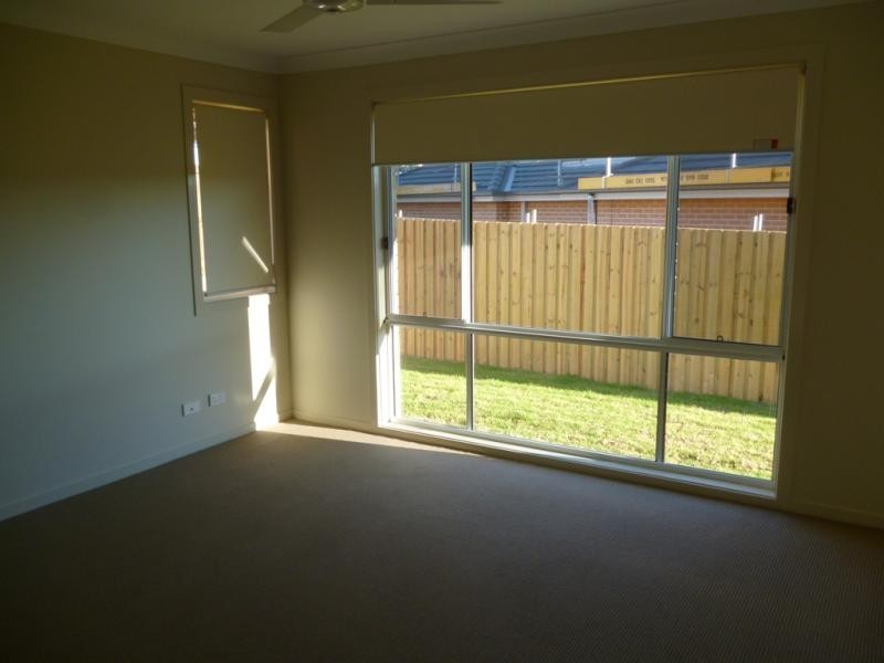 52 Glenmore Ridge Dr, Glenmore Park NSW 2745