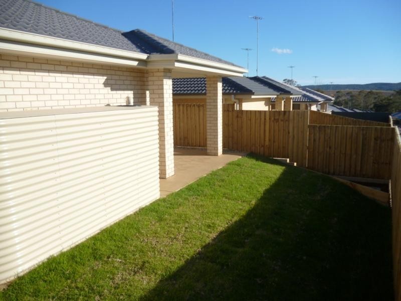 29 Blue View Tce, Glenmore Park NSW 2745