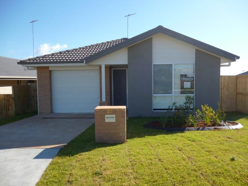 31 Blue View Tce, Glenmore Park NSW 2745