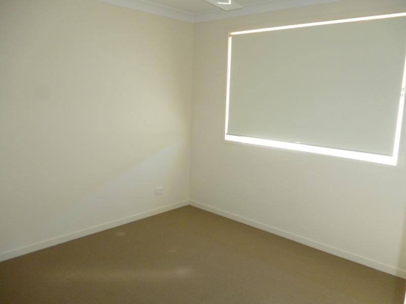 31 Blue View Tce, Glenmore Park NSW 2745