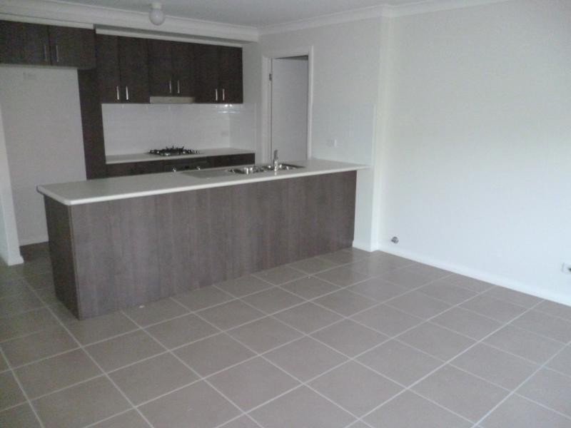 2B Dorset St, Spring Farm NSW 2570