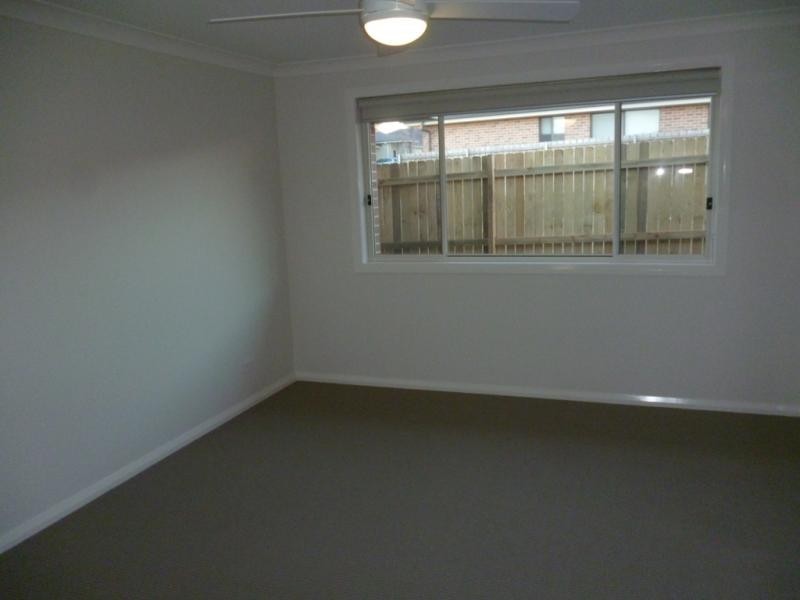 2B Dorset St, Spring Farm NSW 2570