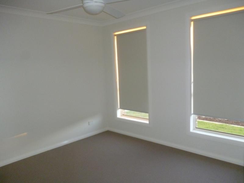 2B Dorset St, Spring Farm NSW 2570