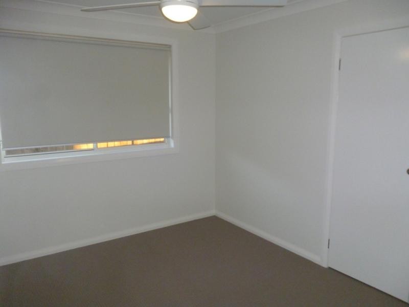 2B Dorset St, Spring Farm NSW 2570