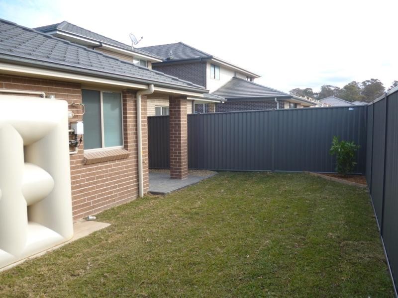 9 Crimson St, Penrith NSW 2750