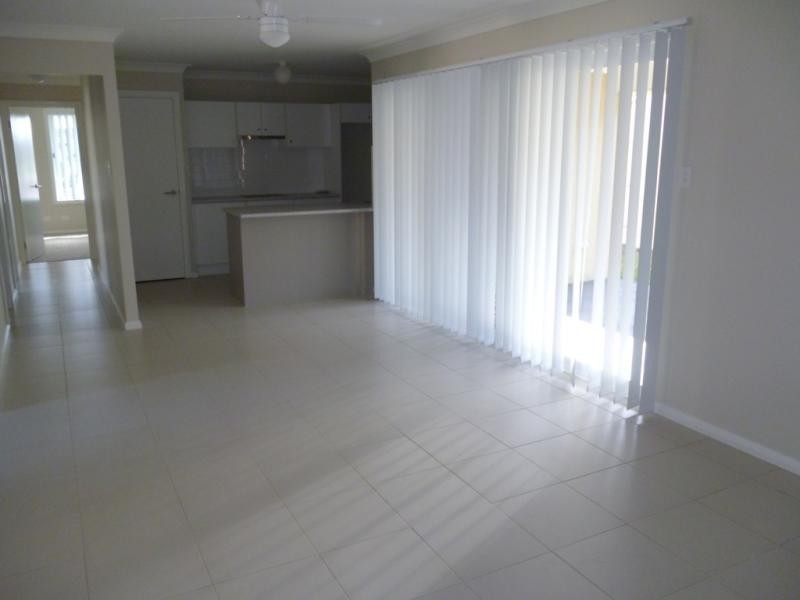 19 Stringybark Rd, Ropes Crossing NSW 2760