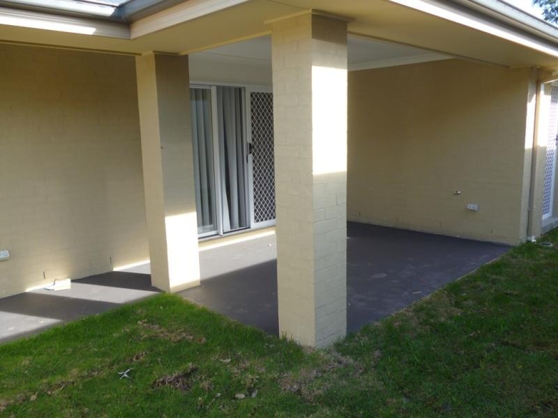 19 Stringybark Rd, Ropes Crossing NSW 2760