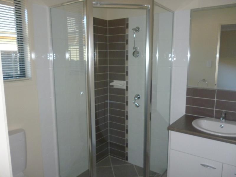 20 Tall Trees Dr, Glenmore Park NSW 2745