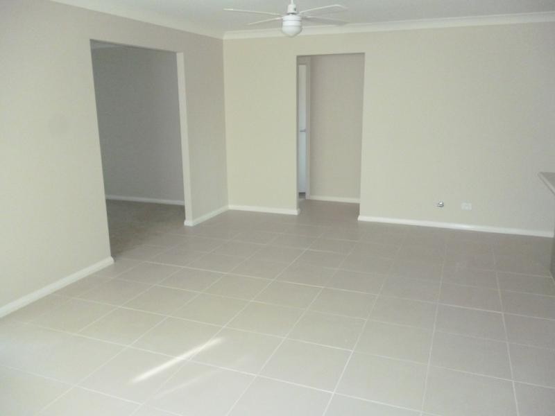 55 Bluebell Cres, Ropes Crossing NSW 2760