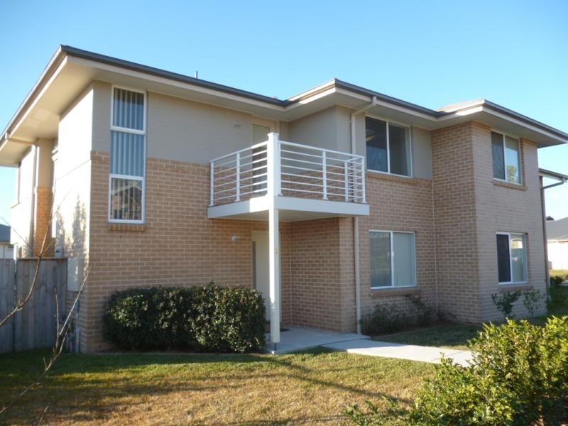 5 Burton Ave, Ingleburn NSW 2565