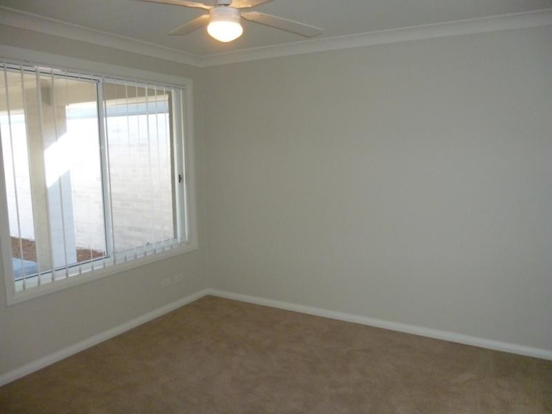 37 Bluebell Cres, Ropes Crossing NSW 2760