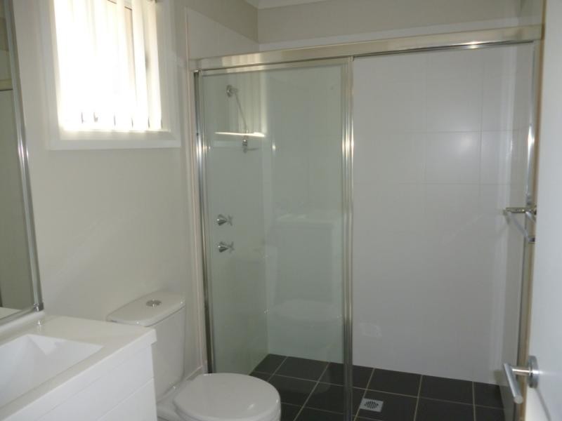 37 Bluebell Cres, Ropes Crossing NSW 2760