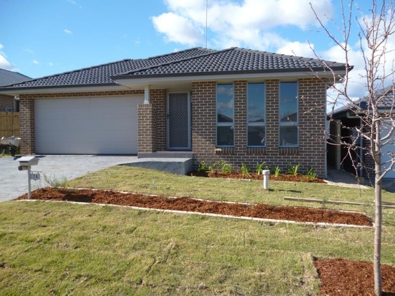 2A Dorset St, Spring Farm NSW 2570