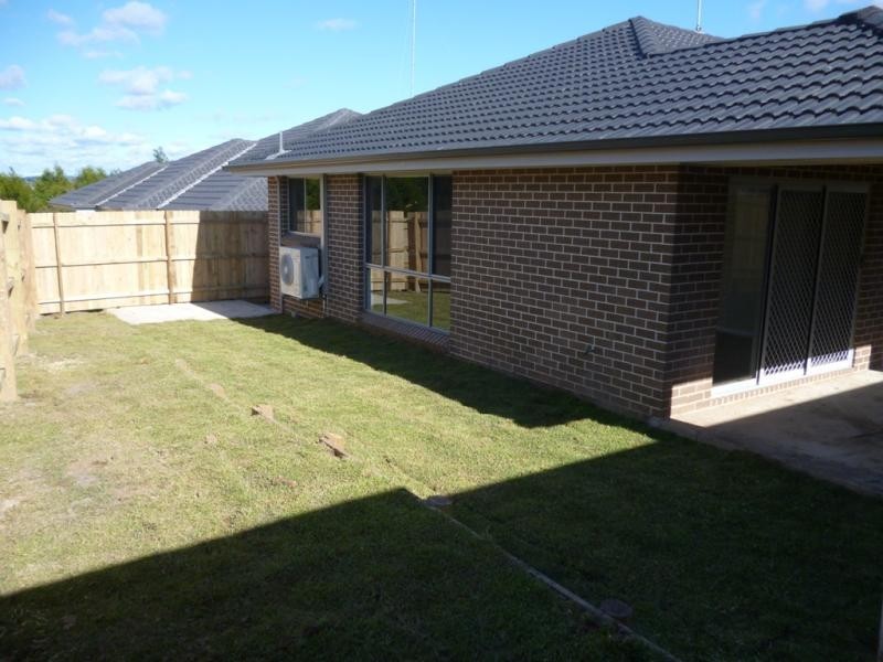 2A Dorset St, Spring Farm NSW 2570