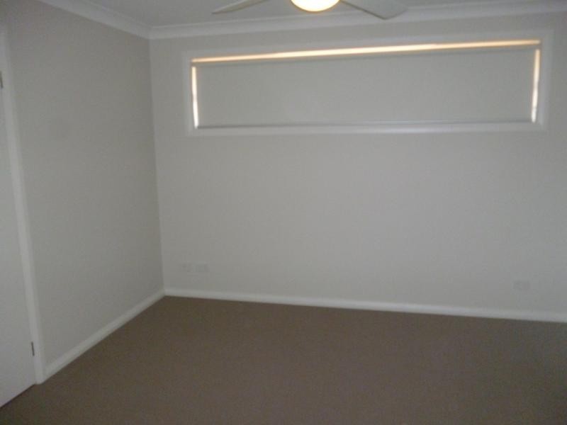 31 Young Cct, Elderslie NSW 2570